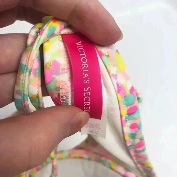 Victoria's Secret The Fabulous Multicolor Push Up - Picture 8 of 12